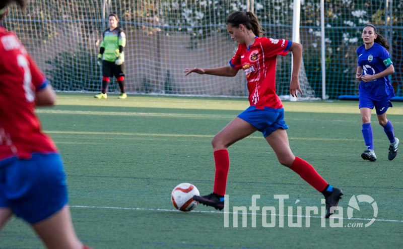 Amistoso l´Elina Selecciçon de Camp de Túria de fútbol femenino. Fran Martínez