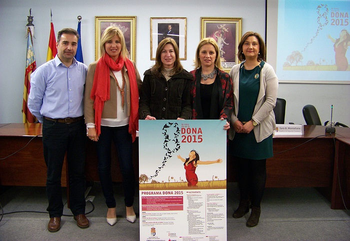 Contelles, con el cartel ganador del concurso para promocionar las actividades del D&iacute;a de la Mujer.