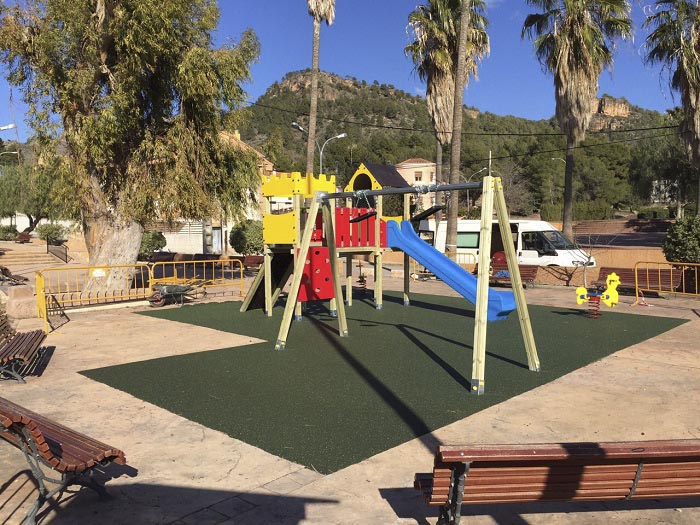 La nueva zona de juegos infantiles est&aacute; ubicada en la calle San Jos&eacute;.