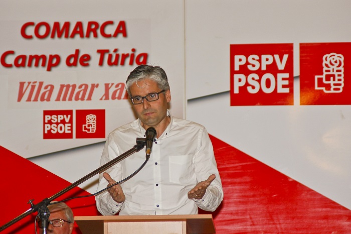 El candidato del PSPV a la alcald&iacute;a de Vilamarxant, Jes&uacute;s Montesinos, en el acto de presentaci&oacute;n de la candidatura.