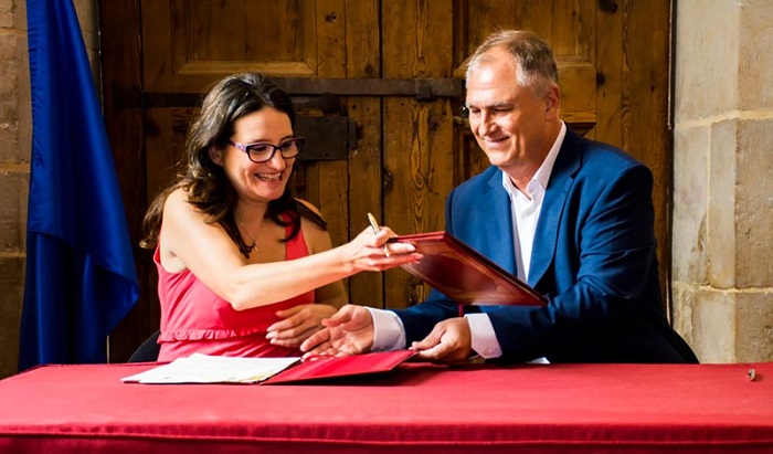 firma centro de día Llíria