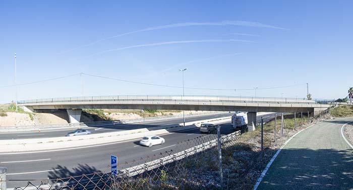 pasarela pobla autovia