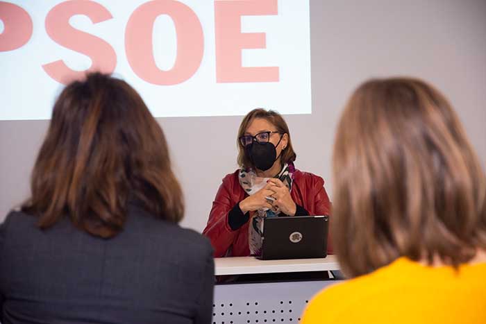 Lola Celda en la presentación del PSPV