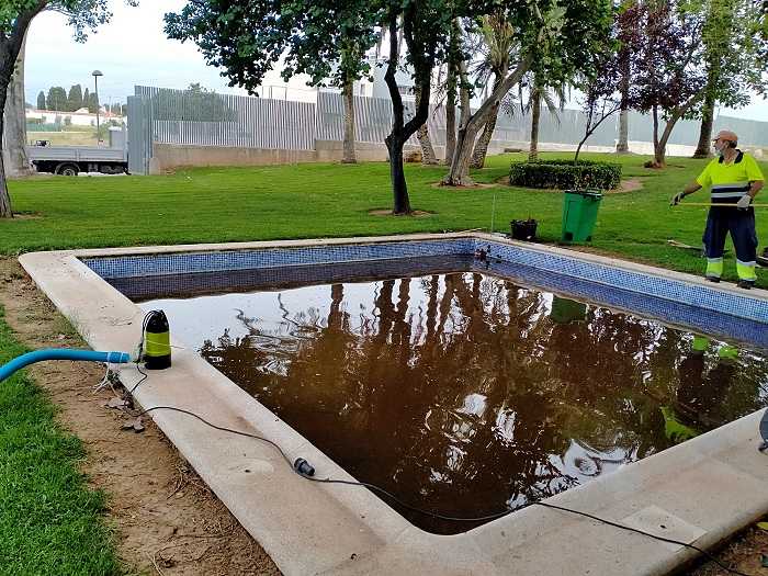 piscina loriguilla