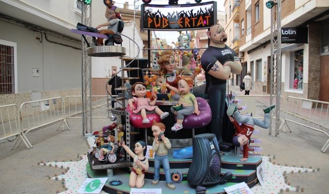 FALLA INFANTIL PLAÇA DE BOUS