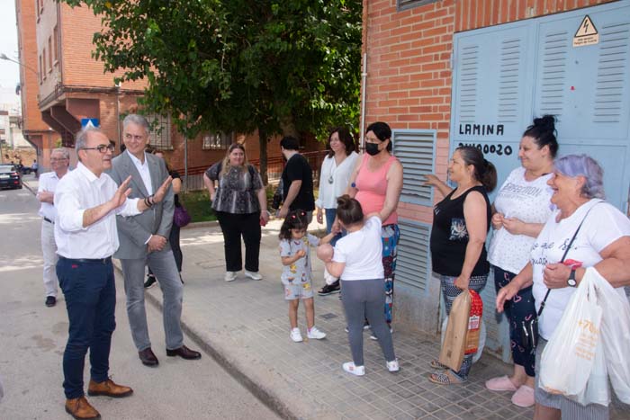 Visita a les vivendes socials de Benaguasil