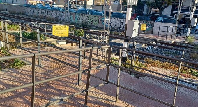 Paso peatones metro l'Eliana