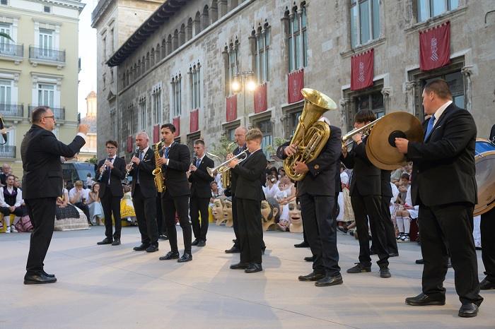 banda la familiar benissano